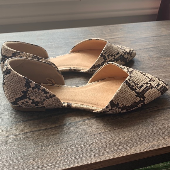 Faux-Snakeskin D'Orsay Flats - Picture 5 of 8